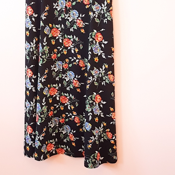 90s Simon Chang floral dress! 🌹🌼 - Picture 6 of 9